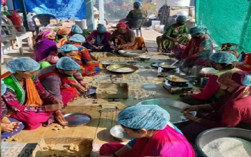 Kedarnath Women