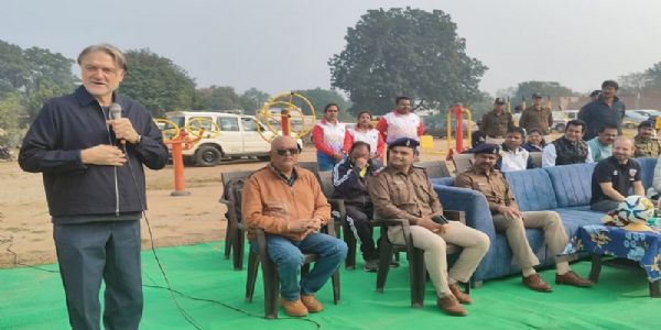 मिनी ब्राजील के खिलाड़ियों में फुटबाल के प्रति निःस्वार्थ प्रेमः जर्मन कोच बीयर्सडॉर्फ