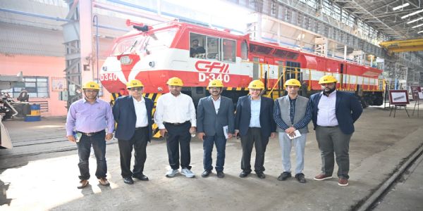 मोजाम्बिक रेलवे प्रतिनिधिमंडल ने बरेका का किया दौरा, लोकोमोटिव को और बेहतर बनाने पर विमर्श