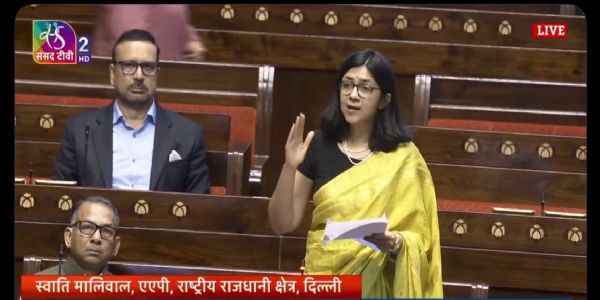 संसद में स्वाति मालिवाल ने उठाया पंजाब में अवैध रेत खनन का मुद्दा