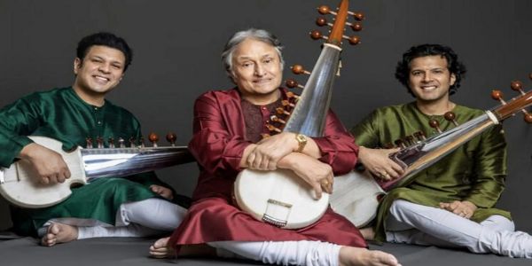 तानसेन समारोहः उस्ताद अमजद अली ने दोनों बेटों अमान और अयान के साथ लय-ताल और सुरों से बांधा समां