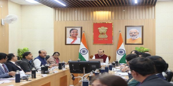 प्रदूषण पर जंग : उपराज्यपाल-मुख्यमंत्री बैठक में सख्त निर्देश