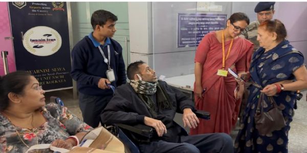 (अपडेट) इंडिगो संकट : नागरिक उड्डयन मंत्रालय की निदेशक ने काेलकाता एयरपोर्ट के हालात का लिया जायजा