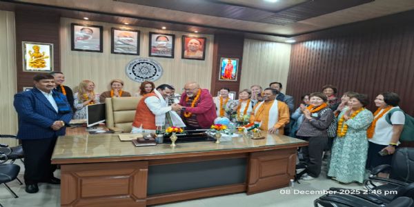 रूसी प्रतिनिधिमंडल शैक्षणिक यात्रा पर काशी पहुंचा