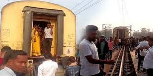मप्र के सिंगराैली में बड़ा हादसा टला, ट्रैक पर दौड़ती इंटरसिटी एक्सप्रेस दो हिस्सों में बंटी, यात्रियों में मचा हड़कंप