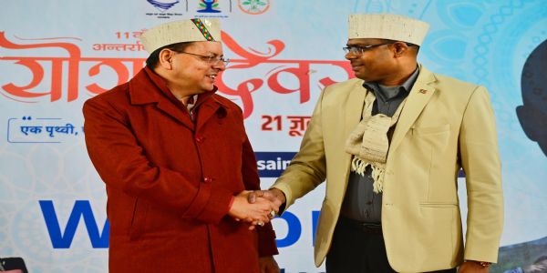 मुख्यमंत्री धामी ने विदेशी मेहमानों का भराड़ीसैंण में किया स्वागत, बताई उत्तराखंड की विशेषताएं