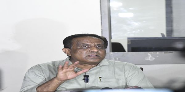 अहमदाबाद विमान दुर्घटना : अब तक कुल 231 मृतकों के डीएनए सैंपल मैच हुए, जिनमें से 210 शव परिजनों को सौंपे गए