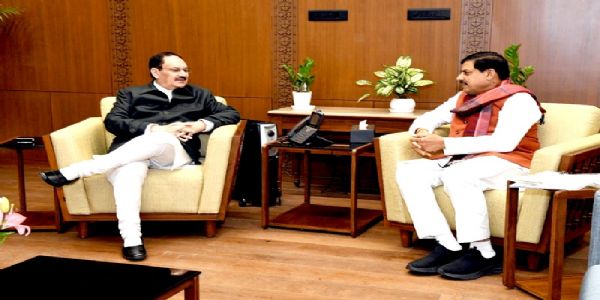 केंद्रीय स्वास्थ्य मंत्री नड्डा से मिले मुख्यमंत्री डॉ यादव, मध्य प्रदेश आने का दिया आमंत्रण