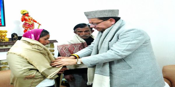 अंकिता भंडारी प्रकरण : मुख्यमंत्री धामी से मिले परिजन, न्याय का भरोसा