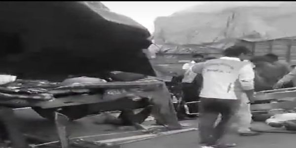 सहारनपुर : देवबंद में ज्योत पदयात्रियों को कैंटर ने रौंदा, चार श्रद्धालुओं की मौत, 15 घायल