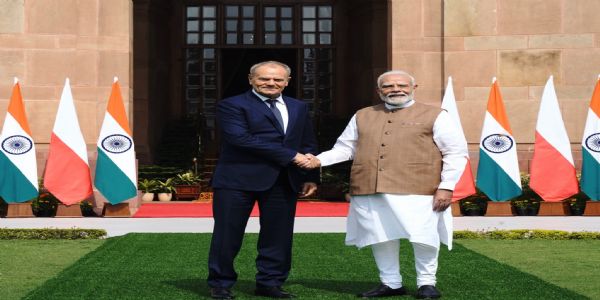 प्रधानमंत्री मोदी ने पोलैंड के प्रधानमंत्री टस्क से मुलाकात की