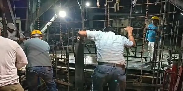 पांडवेश्वर: कुमारडीही कोलियरी में 200 फीट नीचे फंसी 'डुलि', 14 ईसीएल कर्मी खदान में फंसे, रेस्क्यू ऑपरेशन जारी