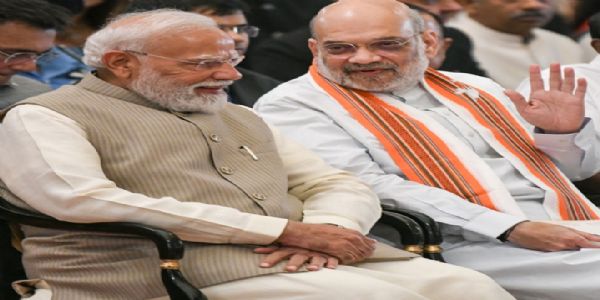 प्रधानमंत्री मोदी की जनसेवा के 25 वर्ष पूरे, अमित शाह और सिक्किम के मुख्यमंत्री तमांग ने दी बधाई