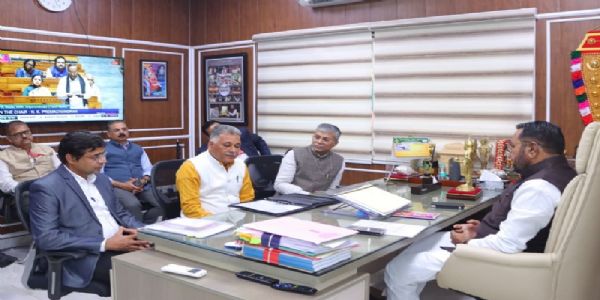 केंद्रीय मंत्री जाधव से मिले मप्र के आयुष मंत्री, उज्जैन में अखिल भारतीय आयुर्वेद संस्थान की स्थापना के लिए किया आग्रह