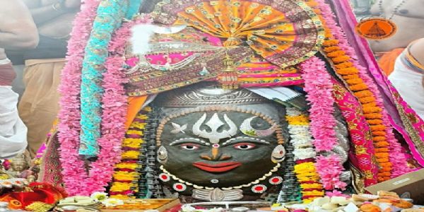 देश में सबसे पहले महाकाल मंदिर में हुई महाशिवरात्रि की शुरुआत, रात 2ः30 बजे खुले पट