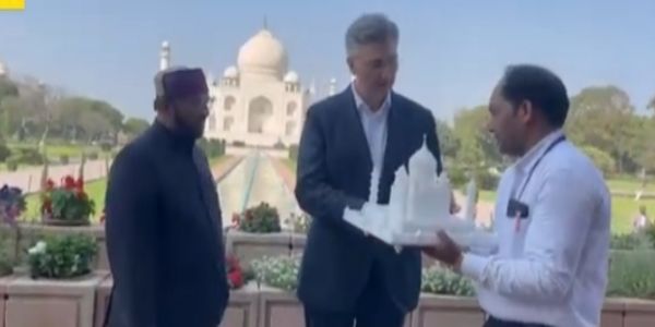 उच्च शिक्षा मंत्री योगेंद्र उपाध्याय ने किया क्रोएशिया के प्रधानमंत्री का स्वागत, ताज महल का भ्रमण कराया