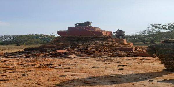 सुकमा में गोगुंडा की पहाड़ियों में टूटा नक्सल भय का प्रतीक, सीआरपीएफ ने रमन्ना का स्मारक किया ध्वस्त