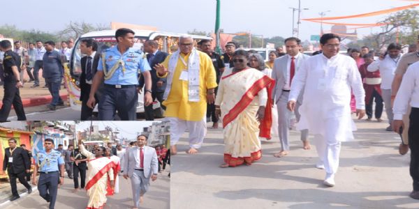 राष्ट्रपति द्रौपदी मुर्मु ने गिरिराज जी के किए दर्शन, नंगे पांव चलकर शुरू की सप्तकोसी परिक्रमा