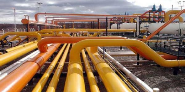 पश्चिम एशिया संकट: देश में ईंधन आपूर्ति सामान्य, पर्याप्त स्टॉक उपलब्ध