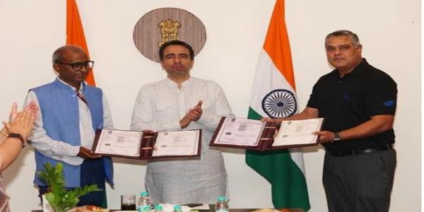 केंद्र सरकार ने बजाज ऑटो से किया समझौता, युवाओं को मिलेगा उन्नत ऑटोमोटिव प्रशिक्षण