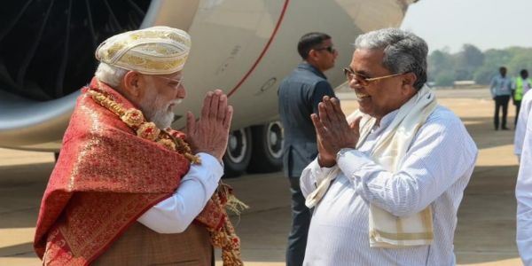 प्रधानमंत्री पहुंचे बेंगलुरु, आदिचुनचनगिरी मठ के कार्यक्रम में हाेंगे शामिल, मुख्यमंत्री ने राज्य के लिए मांगा विशेष पैकेज