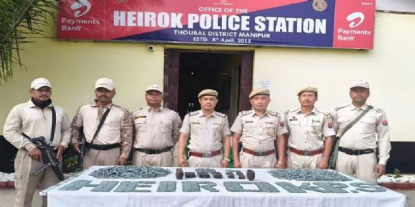 मणिपुर के थौबल जिले में ग्रेनेड और गोला-बारूद बरामद