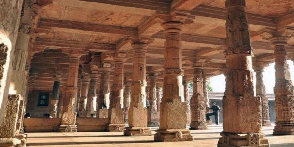 भोजशाला विवादः ऐतिहासिक अभिलेखों के सहारे मुस्लिम पक्ष ने दोहराया मस्जिद होने का दावा