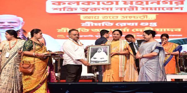 बंगाल की जनता भाजपा सरकार बनाने के लिए तैयार है : रेखा गुप्ता