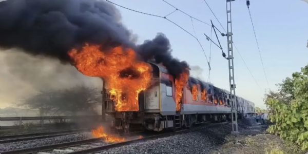 तिरुवनंतपुरम-हजरत निजामुद्दीन राजधानी एक्सप्रेस अग्निकांड की उच्चस्तरीय जांच के आदेश