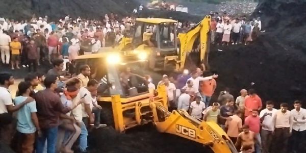 मुनीडीह कोल वाशरी में बड़ा हादसा: लोडिंग के वक्त काेयला डस्ट गिरने से चार मजदूरों की मौत
