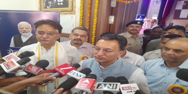 रोजगार मेला युवाओं को आत्मनिर्भर भारत के निर्माण में सहभागी बनाने की पहल : जितिन प्रसाद