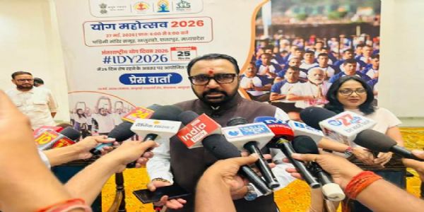 कोलकाता में होगा अंतरराष्ट्रीय योग दिवस का मुख्य आयोजन