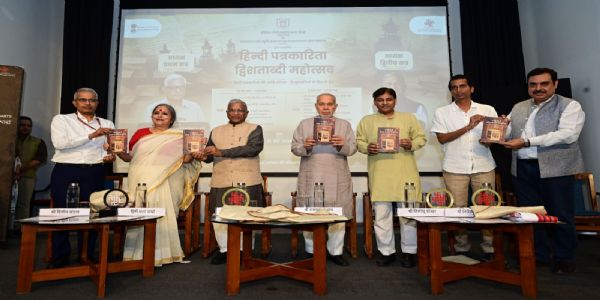 सूचना के बिना अज्ञानता दूर नहीं हो सकती: हरिवंश