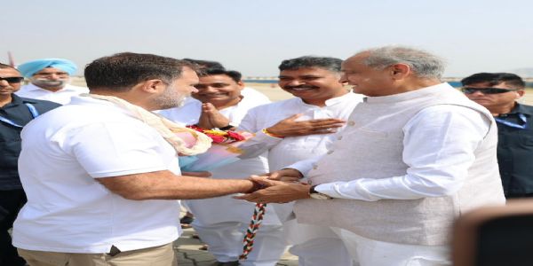 राहुल गांधी ने किया कांग्रेस की विचारधारा और नीतियों को मजबूती से रखने का आह्वान