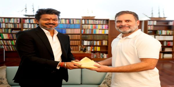 कांग्रेस नेतृत्व से मिले कर्नाटक और तमिलनाडु के मुख्यमंत्री, संगठन और विकास से जुड़े मुद्दों पर हुई चर्चा