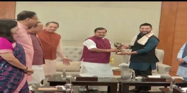 नेपाल की सत्तारूढ़ राष्ट्रीय स्वतंत्र पार्टी के अध्यक्ष रवि लामिछाने ने की नितिन नवीन से मुलाकात