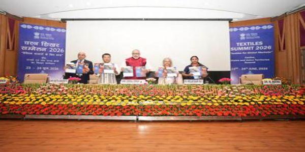 केंद्र सरकार का 2030 तक 100 अरब डॉलर के निर्यात लक्ष्य के लिए दो दिवसीय विभागीय शिखर सम्मेलन