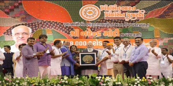 गुजरात के विकास को मिली नई रफ्तार, प्रधानमंत्री मोदी ने ₹18,778 करोड़ की परियोजनाओं का किया शुभारंभ