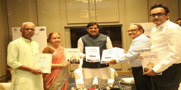 मप्र में बिना रजिस्ट्रेशन लिव-इन में रहना होगा अपराध, समिति ने मुख्यमंत्री को सौंपा यूसीसी का फाइनल प्रतिवेदन