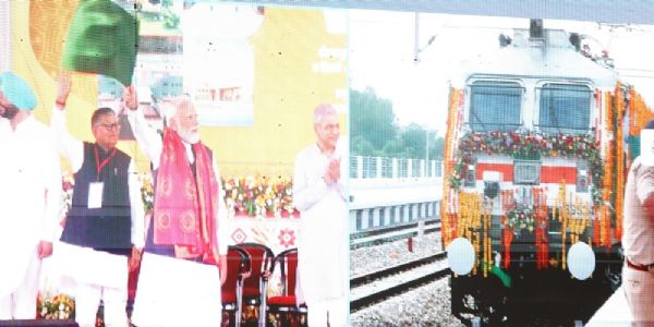 प्रधानमंत्री ने मप्र के पुनर्विकसित 13 अमृत भारत रेलवे स्टेशनों का किया वर्चुअल शुभारंभ