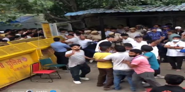 विपक्षी दलों ने की सोनम वागंचुक को अस्पताल ले जाने की निंदा