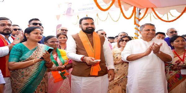 मुख्यमंत्री ने बागमती-बूढ़ी गंडक नदी जोड़ परियोजना लिंक चैनल का किया लोकार्पण