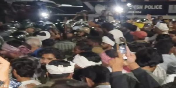 मप्र: मूंग की शत-प्रतिशत खरीदी की मांग पर किसानों का भोपाल कूच, होशंगाबाद रोड पर पुलिस से आमना-सामना