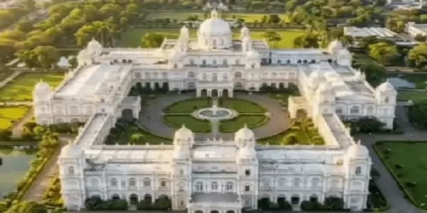 मप्रः सिंधिया राज परिवार संपत्ति विवाद में फिर फंसा, बड़ी बुआ की बेटी प्रतिमा देवी राना ने लगाई आपत्ति