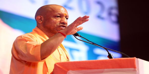हिन्दू आस्था के साथ खिलवाड़ करने वाले वक्फ की लूट पर कभी नहीं बोले : आदित्यनाथ