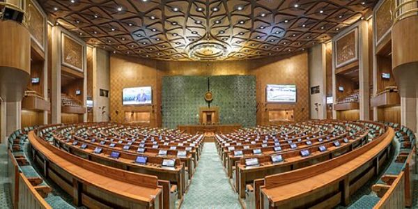 केरल का नाम केरलम किए जाने वाला विधेयक लोकसभा से पारित