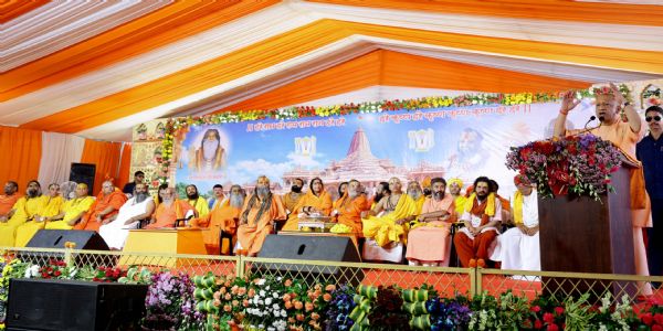कांग्रेस 1947 में एक बार अड़ गई होती तो देश का विभाजन नहीं होता : मुख्यमंत्री योगी