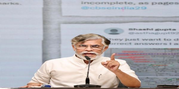 खरगे पर दलित मानसिकता वाली टिप्पणी लेकर पवन खेड़ा ने संगीत रागी की निंदा की