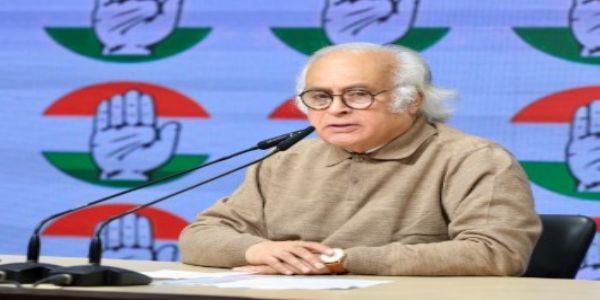 जयराम रमेश ने इंडस्ट्रियल रिलेशंस कोड को बताया श्रमिक हितों के खिलाफ, उच्चतम न्यायालय के ‘इंडस्ट्री’ फैसले पर जताई चिंता