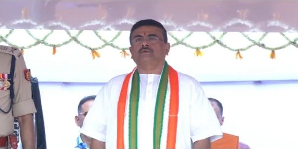 नेपाल में भीषण बाढ़ के बीच बंगाल सरकार ने शुरू की हेल्पलाइन, प्रभावित राज्यवासियों के परिजनों से संपर्क की अपील
